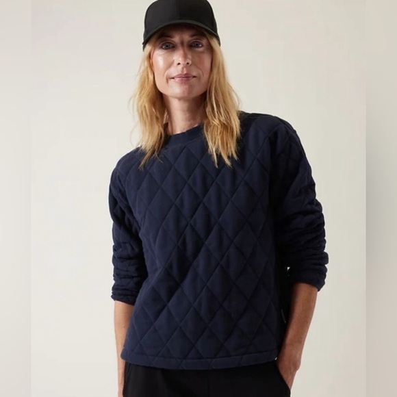 NWT! Athleta Navy Blue Retroplush Quilted Crewneck Sweatshirt- Size XS - Picture 1 of 6